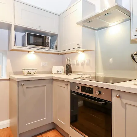 Ashmead アンブルサイド