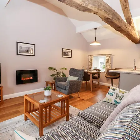 Ashmead * アンブルサイド